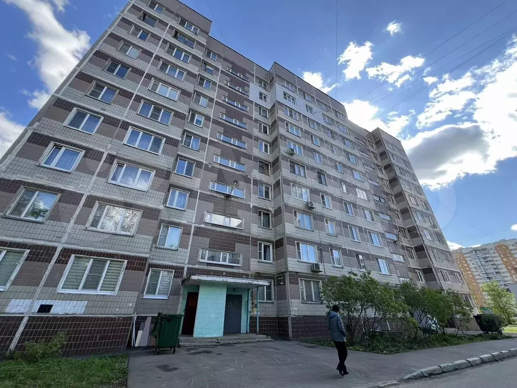1-к. квартира, 35 м, 4/10 эт. - Фото 0