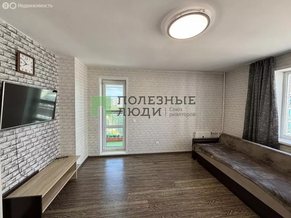 2-комнатная квартира: Ижевск, улица Орджоникидзе, 53 (53.4 м) - Фото 1