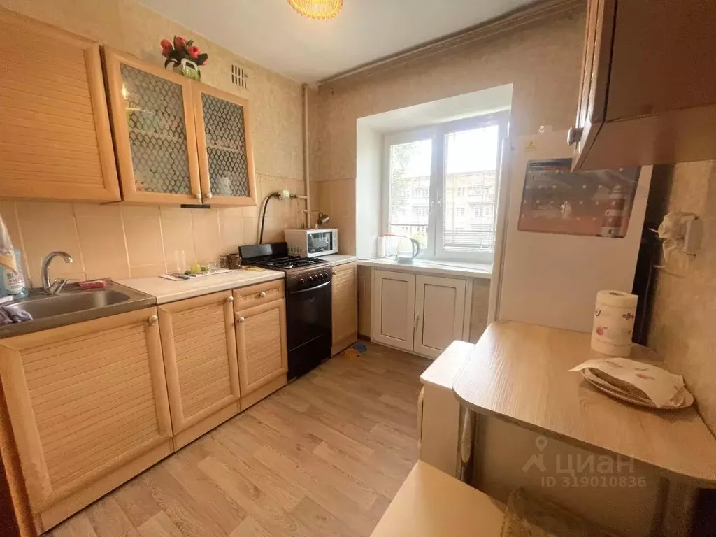 2-к кв. Омская область, Омск просп. Мира, 57 (43.1 м) - Фото 0