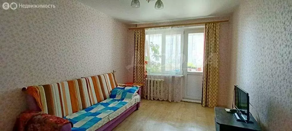3-комнатная квартира: Тюмень, улица Мельникайте, 130 (65.8 м) - Фото 0