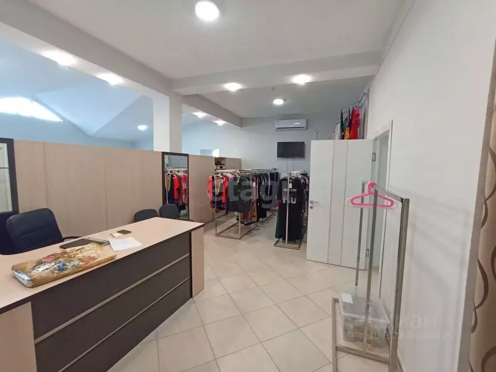 Помещение свободного назначения в Адыгея, Майкоп Пионерская ул., 385А ... - Фото 1