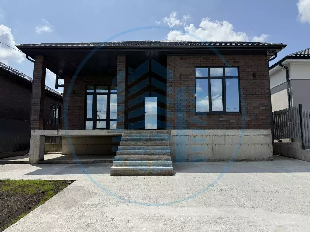 Дом в Ставропольский край, Предгорный муниципальный округ, ... - Фото 1