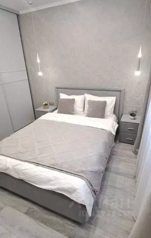 2-к кв. Тюменская область, Тюмень ул. Тимофея Чаркова, 87 (45.0 м) - Фото 0