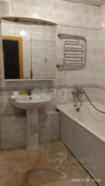 3-к кв. Владимирская область, Муром ул. Артема, 40 (61.8 м) - Фото 1