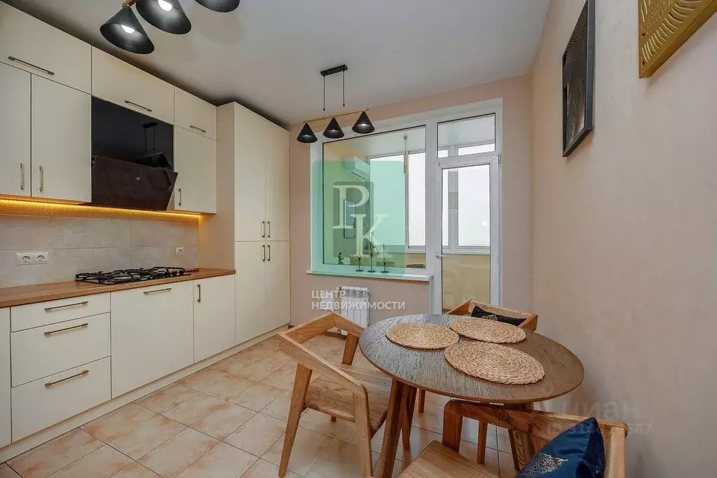 1-к кв. Севастополь ул. Вакуленчука, 53/7 (52.0 м) - Фото 1