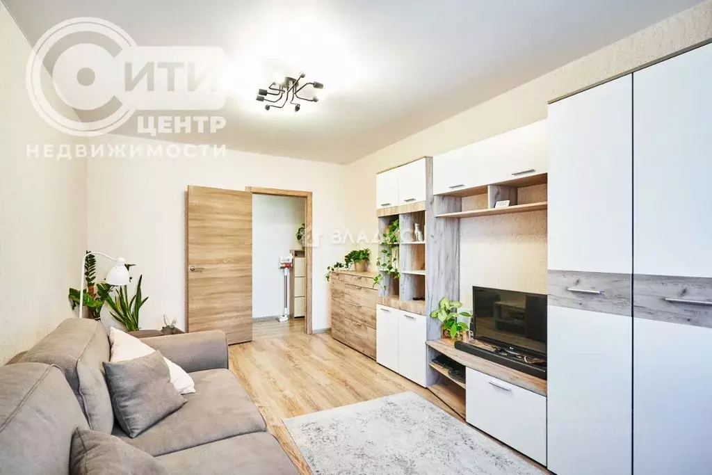 3-к кв. Воронежская область, Воронеж Крымская ул., 3/1 (71.6 м) - Фото 1