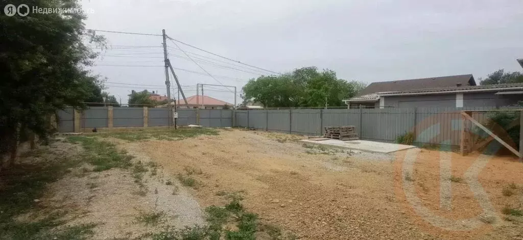 Дом в посёлок городского типа Заозёрное, Садовая улица, 38 (140 м) - Фото 1