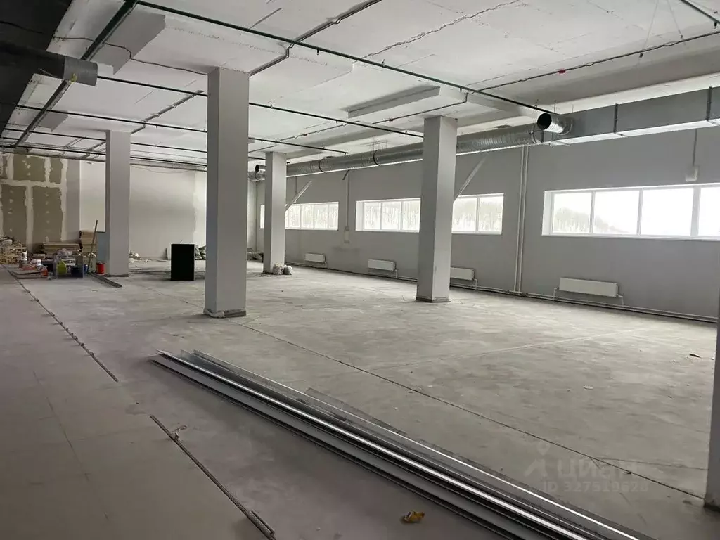 Помещение свободного назначения в Санкт-Петербург ул. Оптиков, 30 (500 ... - Фото 0