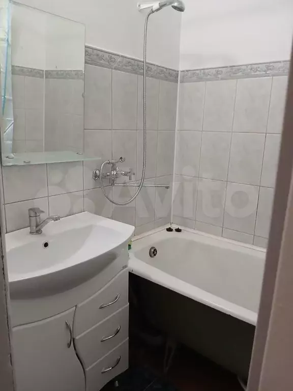 1-к. квартира, 40 м, 4/9 эт. - Фото 1