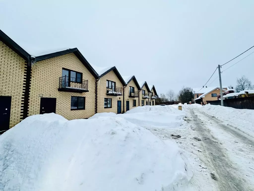 Таунхаус в Калужская область, Совхоз Боровский с/пос, д. Кабицыно ул. ... - Фото 2