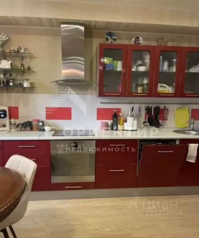 3-к кв. Свердловская область, Екатеринбург ул. Соболева, 19 (100.0 м) - Фото 0