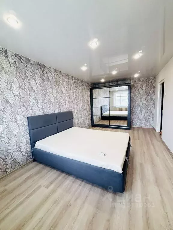 2-к кв. Курганская область, Курган Заозерный жилрайон, 6-й мкр, 15 ... - Фото 1