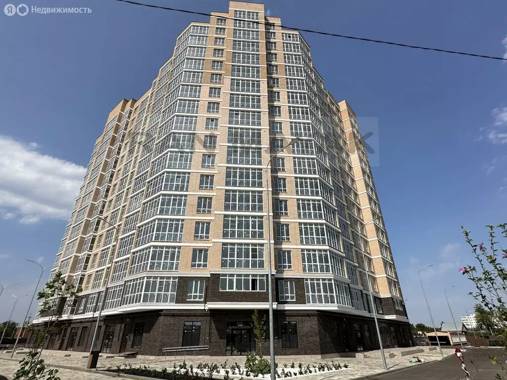 2-комнатная квартира: Майкоп, улица Пирогова, 4 (77.39 м) - Фото 1