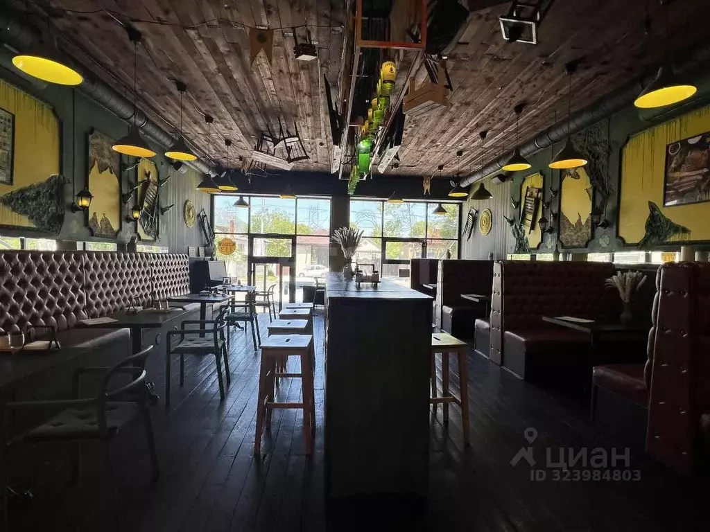 Торговая площадь в Ставропольский край, Пятигорск ул. Мира (446 м) - Фото 1