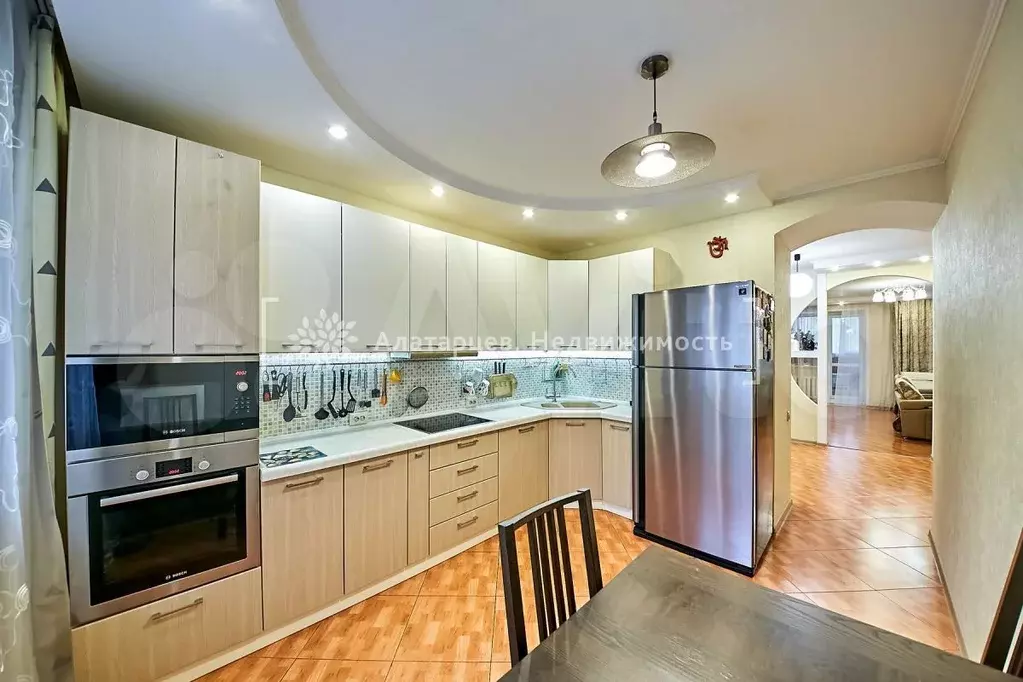 3-к. квартира, 95 м, 2/4 эт. - Фото 1