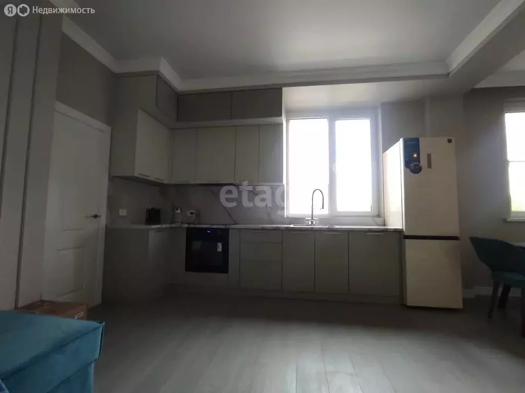 4-комнатная квартира: Железноводск, улица Ленина, 97 (81.9 м) - Фото 1