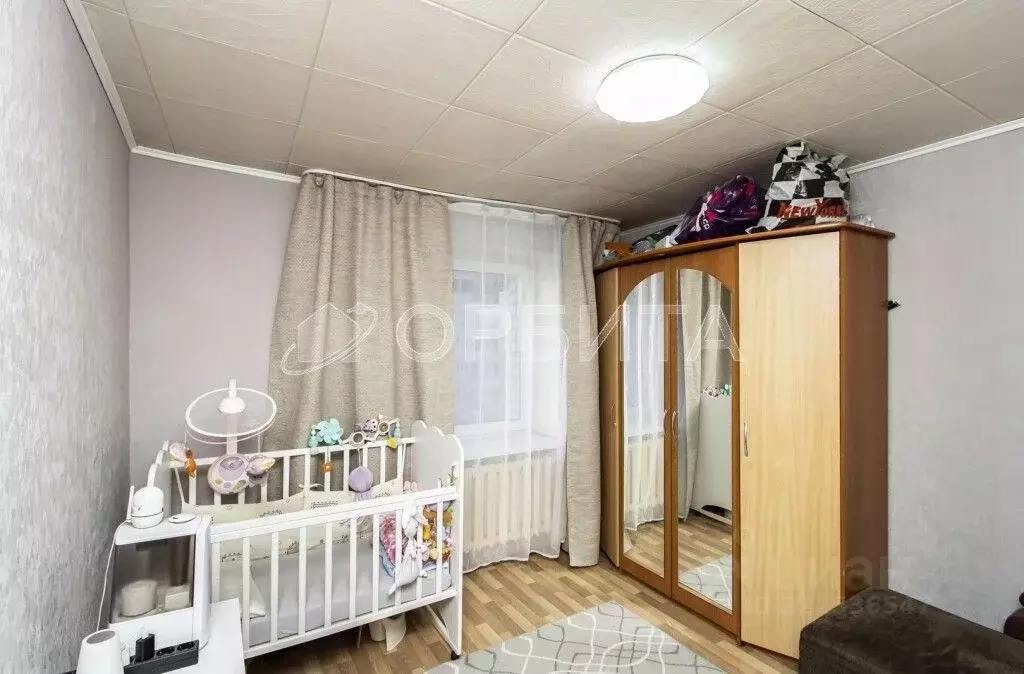 2-к кв. Тюменская область, Тюмень ул. Республики, 248 (33.1 м) - Фото 2