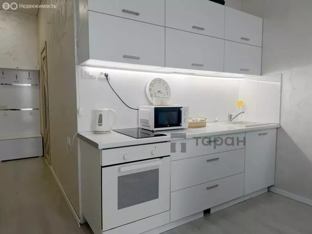 Квартира-студия: Челябинск, улица Орджоникидзе, 64 (31.5 м) - Фото 1