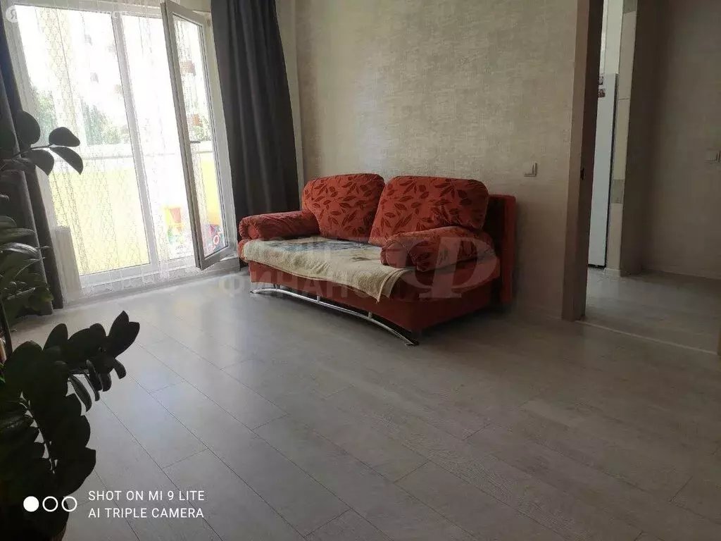 1-комнатная квартира: Калининград, улица Дзержинского, 172 (37.08 м) - Фото 0