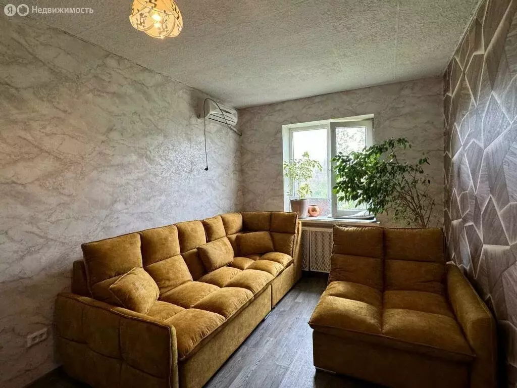 3-комнатная квартира: Благовещенск, Студенческая улица, 36 (71 м) - Фото 0