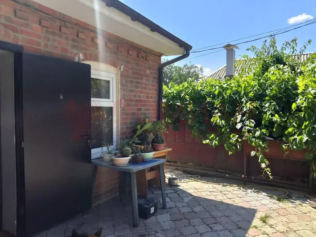 Дом в Ростовская область, Ростов-на-Дону Украинская ул., 97 (96 м) - Фото 1