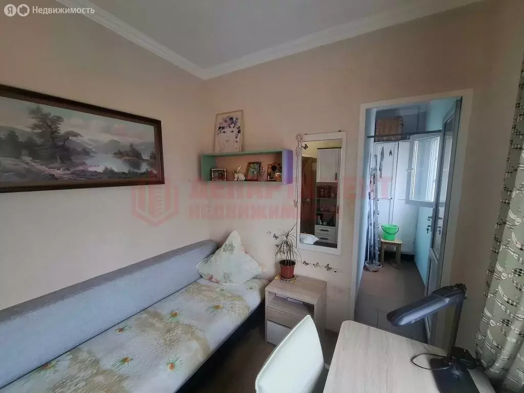 3-комнатная квартира: Астрахань, улица Бориса Алексеева, 63 (61.2 м) - Фото 0