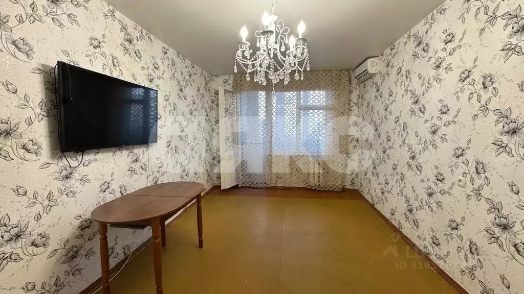 2-к кв. Крым, Симферополь ул. 60 лет Октября, 17 (49.0 м) - Фото 0