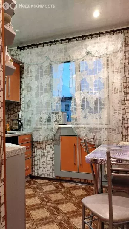 3-комнатная квартира: Мурманск, Театральный бульвар, 8 (57.4 м) - Фото 1