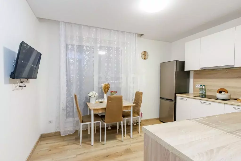 2-к кв. Тюменская область, Тюмень ул. Новоселов, 92 (44.7 м) - Фото 1