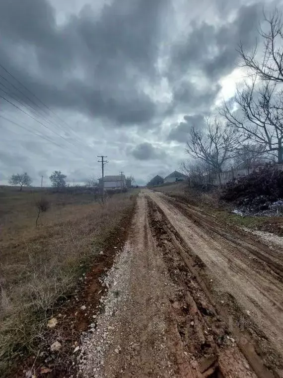 Участок в Крым, Симферопольский район, Молодежное пгт ул. Гузель, 26 ... - Фото 1