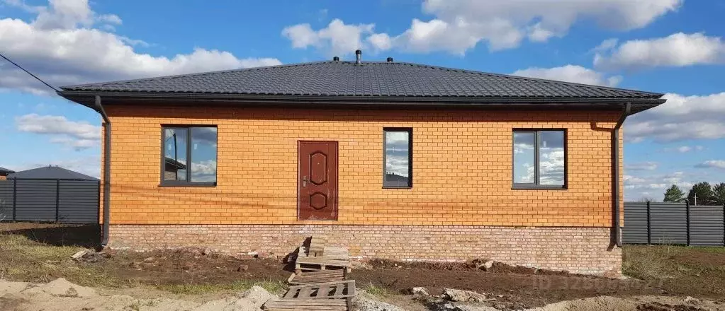 Дом в Саратовская область, д. Долгий Буерак, Ривьера СНТ  (115 м) - Фото 1