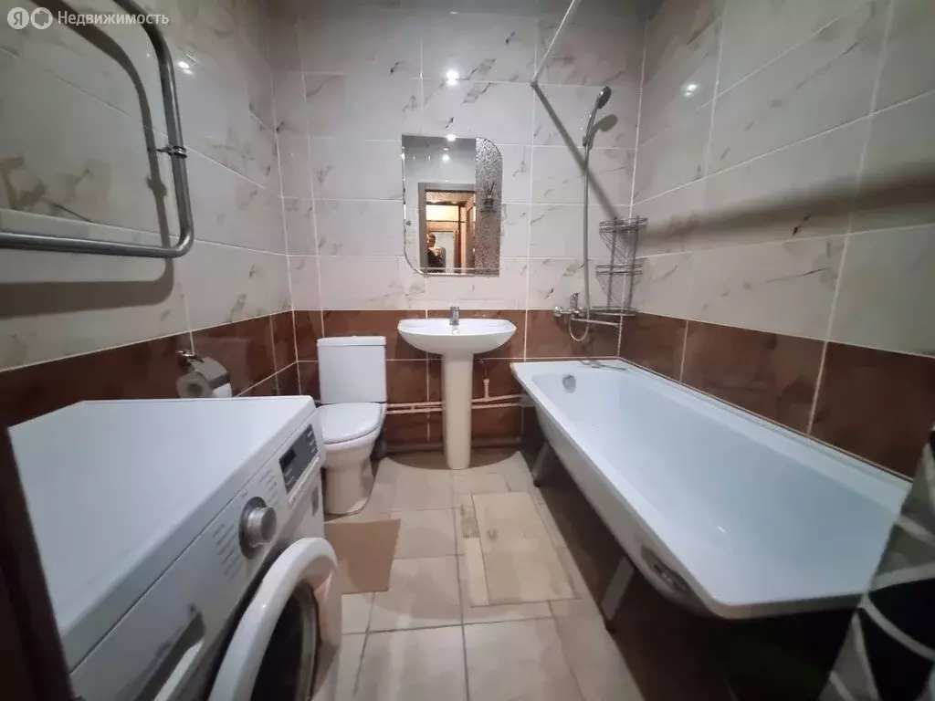 Квартира-студия: Абакан, улица Комарова, 9Б (39 м) - Фото 1