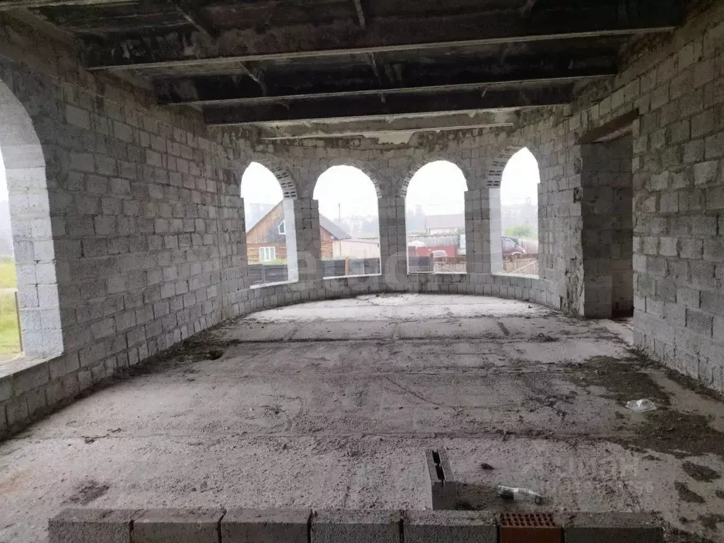 Дом в Свердловская область, Талица Петрунинская ул. (240 м) - Фото 1