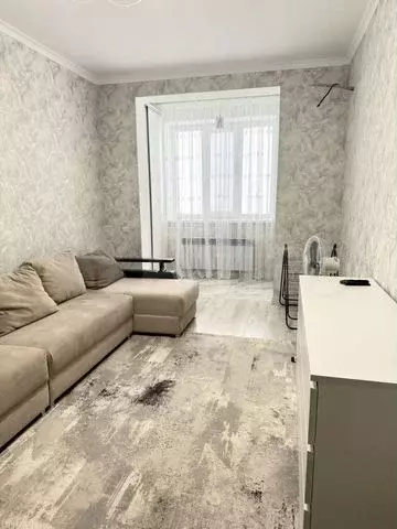 1-к. квартира, 42 м, 4/6 эт. - Фото 0