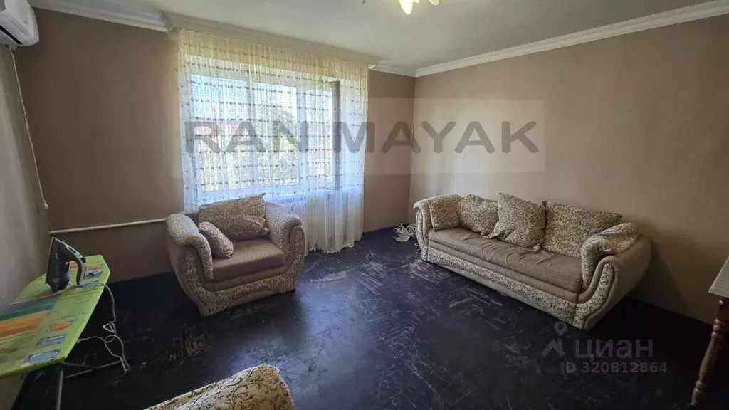 2-к кв. Адыгея, Майкоп ул. Юннатов, 8к2 (51.0 м) - Фото 0