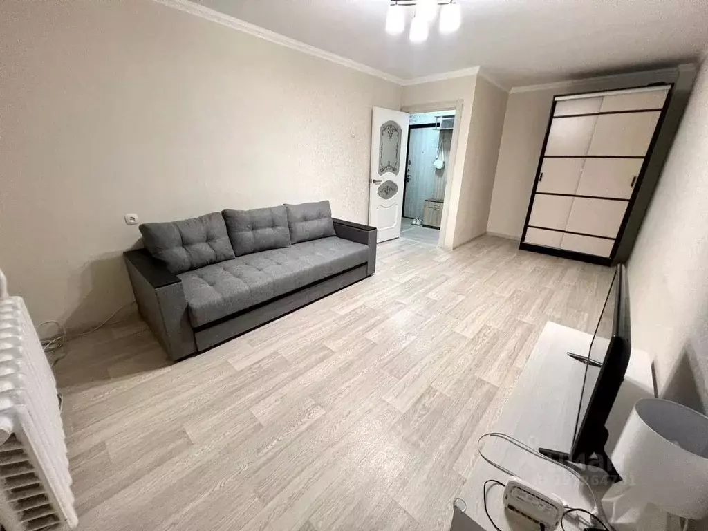 1-к кв. Татарстан, Казань ул. Серова, 17 (36.0 м) - Фото 2