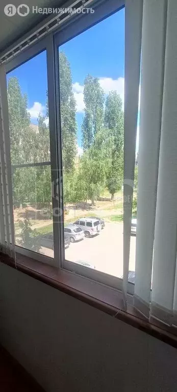 3-комнатная квартира: Воронеж, улица Владимира Невского, 15 (94 м) - Фото 0