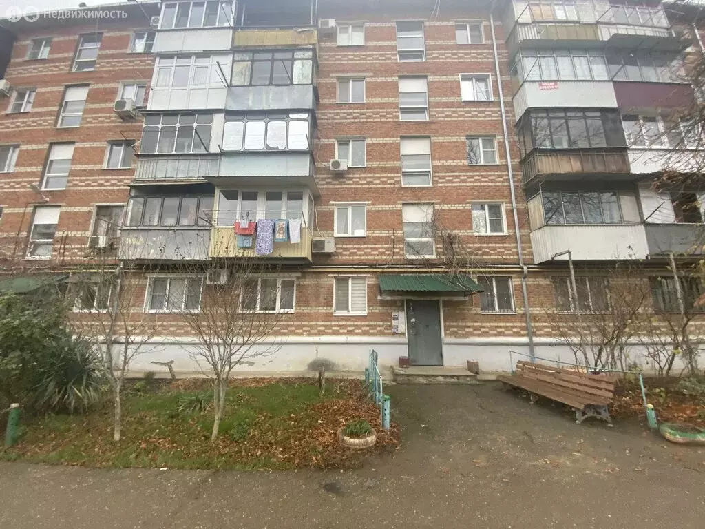 2-комнатная квартира: Афипский, улица Победы, 7 (47 м) - Фото 0