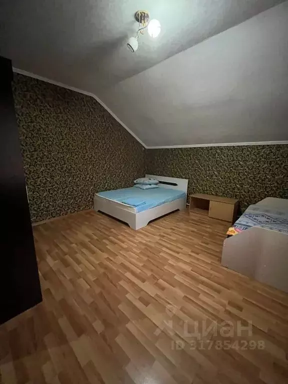 Дом в Оренбургская область, Соль-Илецк ул. Гонтаренко, 30А (200 м) - Фото 1