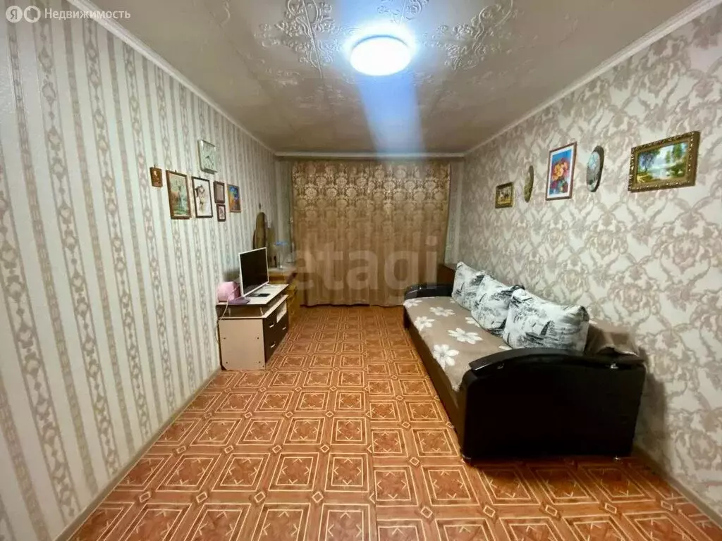 3-комнатная квартира: Стерлитамак, улица Имая Насыри, 13 (58.2 м) - Фото 1