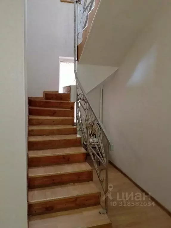 Дом в Ростовская область, Ростов-на-Дону Строевой пер. (140 м) - Фото 0
