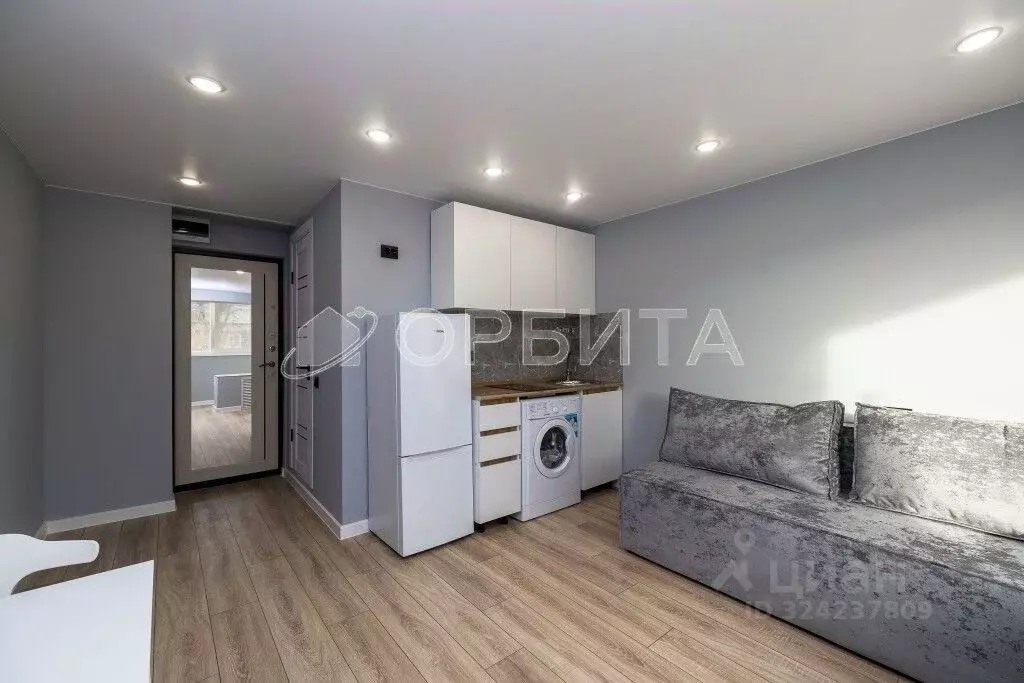 Студия Тюменская область, Тюмень ул. Республики, 239 (20.4 м) - Фото 1