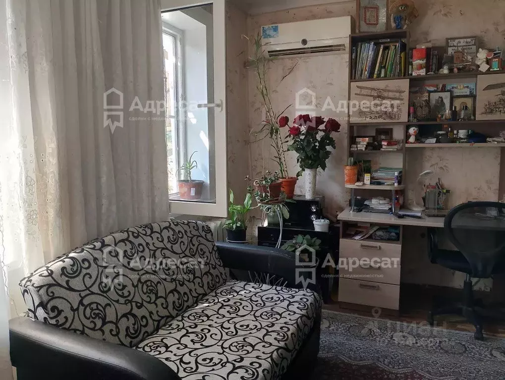 Дом в Волгоградская область, Волгоград Добринская ул. (62 м) - Фото 1