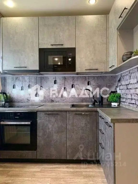 3-к кв. Иркутская область, Иркутск Байкальская ул., 274 (61.7 м) - Фото 1