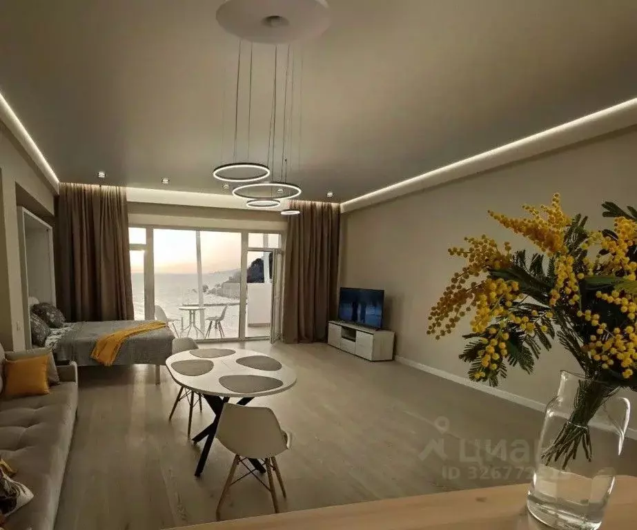 1-к кв. Крым, Ялта муниципальный округ, Береговое пгт ул. Кипарисная, ... - Фото 1