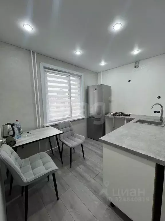 1-к кв. Иркутская область, Ангарск 17А мкр, 28 (35.5 м) - Фото 1