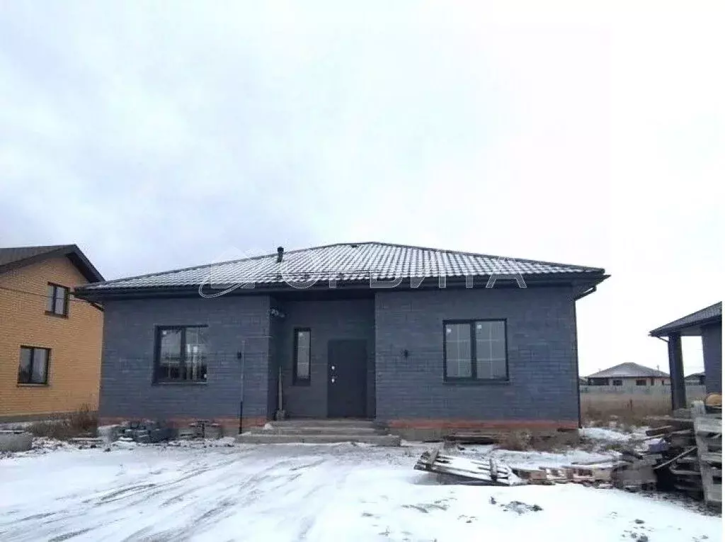 Дом в Тюменская область, Тюменский муниципальный округ, д. Падерина ... - Фото 1