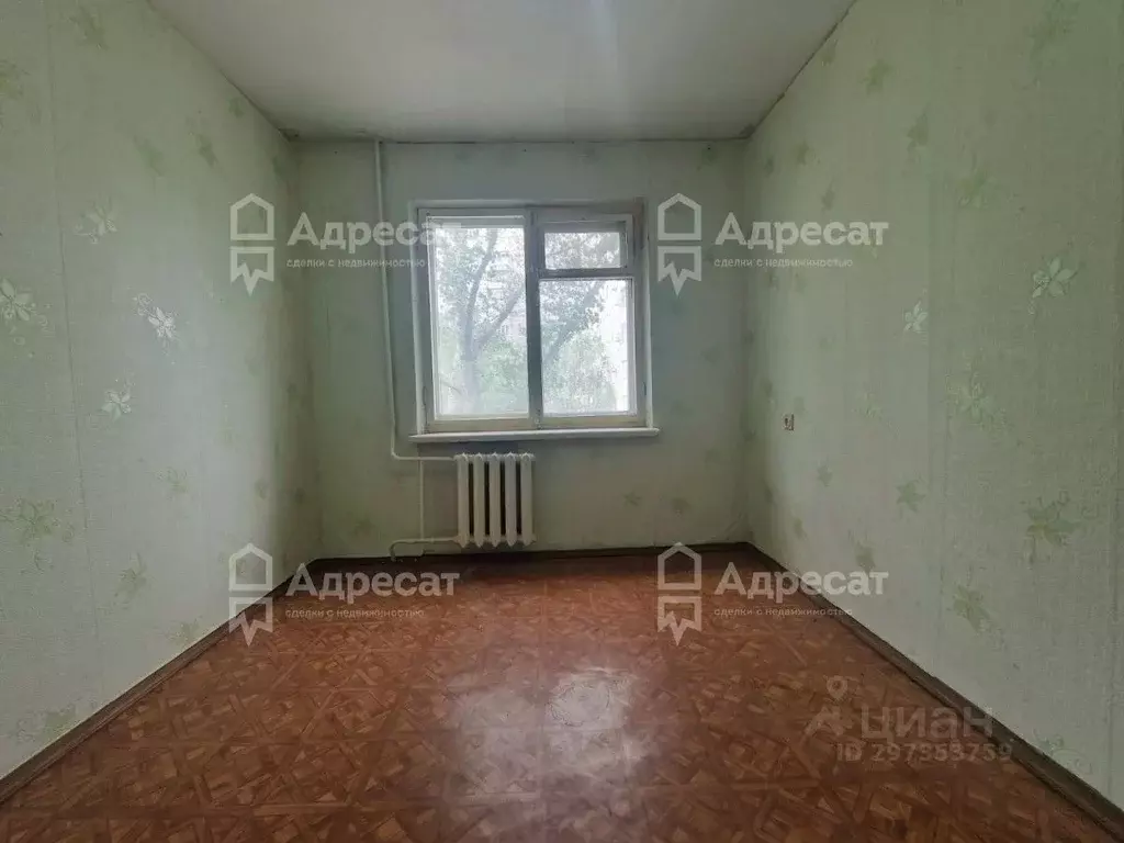 3-к кв. Волгоградская область, Волгоград ул. Маршала Еременко, 66 ... - Фото 1