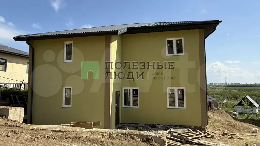 Дом 210 м на участке 6 сот. - Фото 1