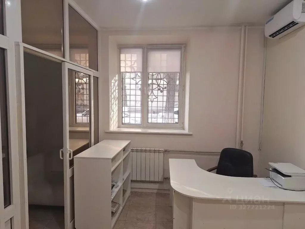 Офис в Волгоградская область, Волгоград ул. Мира, 10 (19 м) - Фото 2